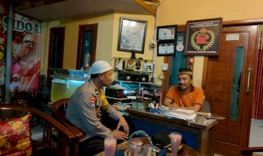 Bhabinkamtibmas-Tulangan-Jalin-Komunikasi-Tokoh-Masyarakat